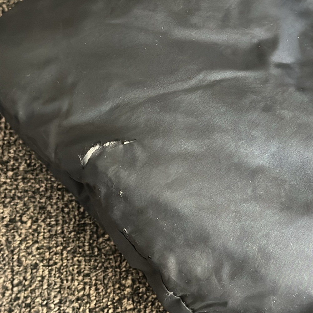 Alice + Olivia Black Puffer Jacket - Picture 11 of 16